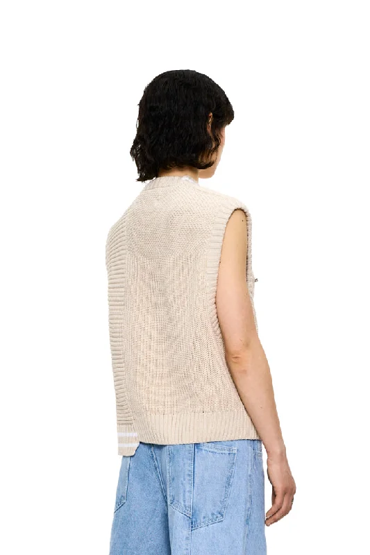 cc-knit-vest-beige