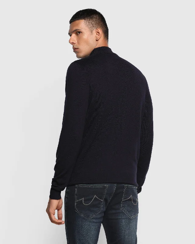 solid-stylized-collar-sweater-in-navy-domin