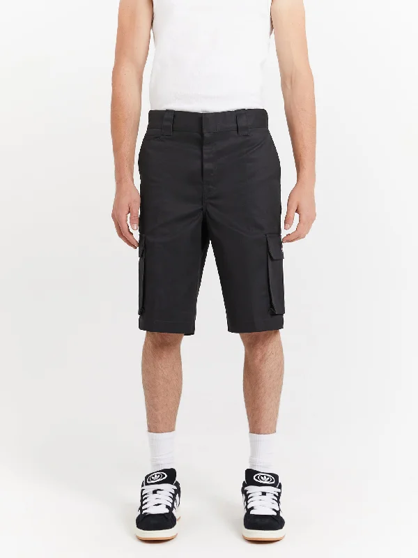 131-cargo-shorts-in-black