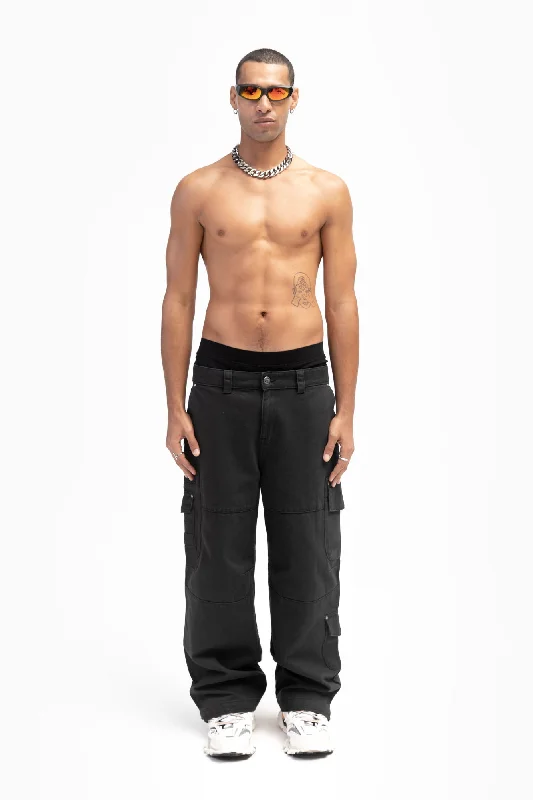 basic-black-cargo-pants