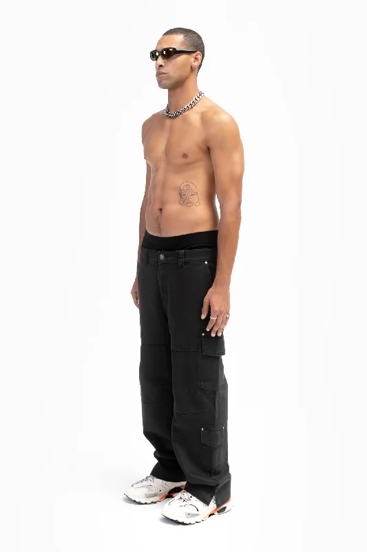 basic-black-cargo-pants