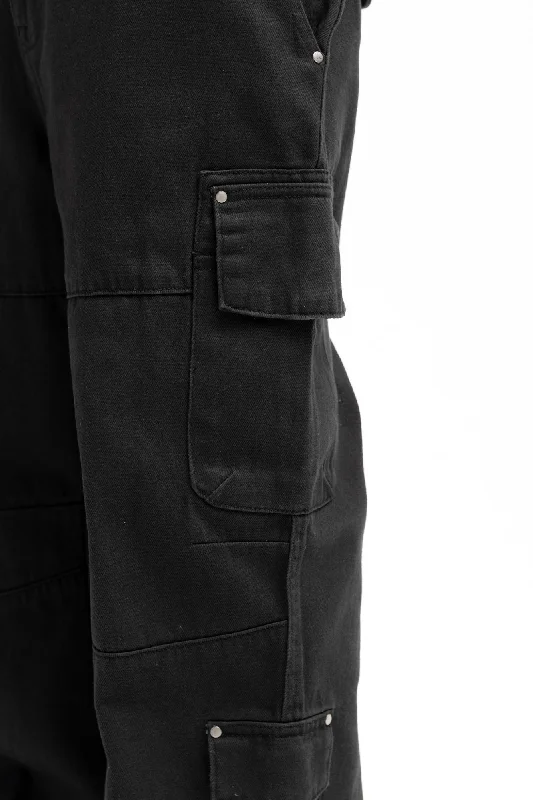 basic-black-cargo-pants