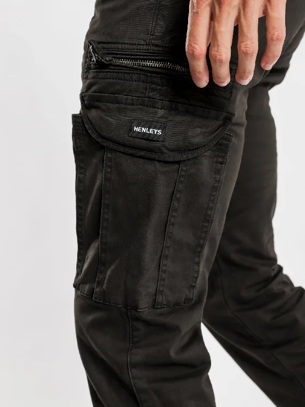 eagle-cargo-pants-in-black