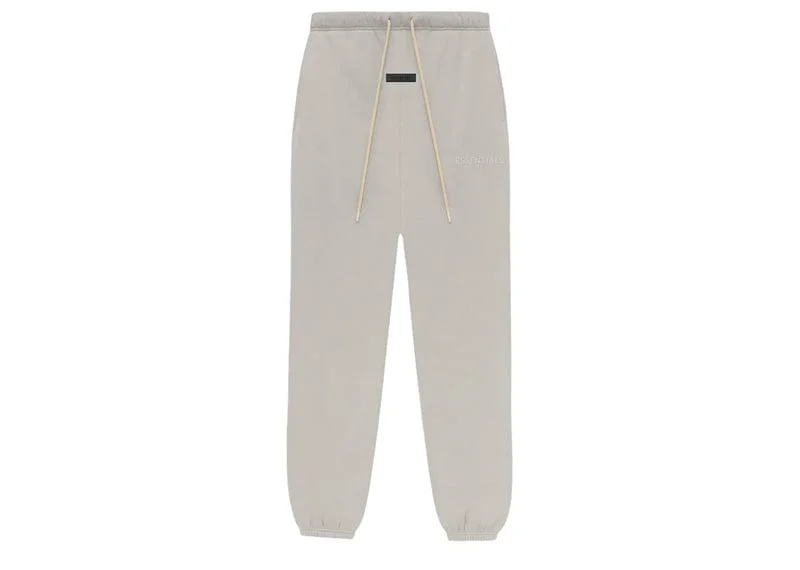 Fear of God Essentials Sweatpant Silver Cloud