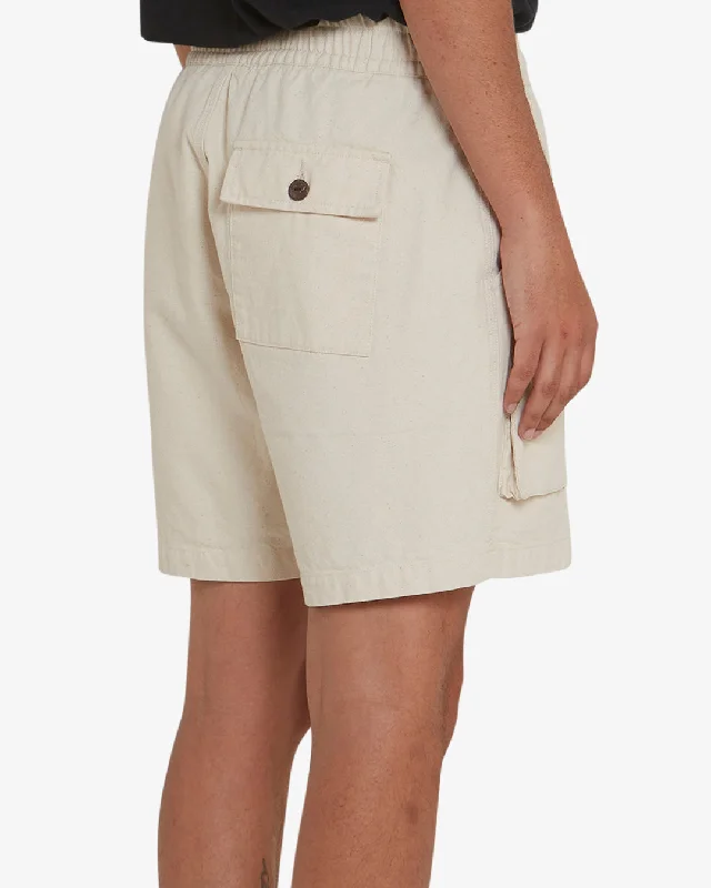 geared-short-white-chalk