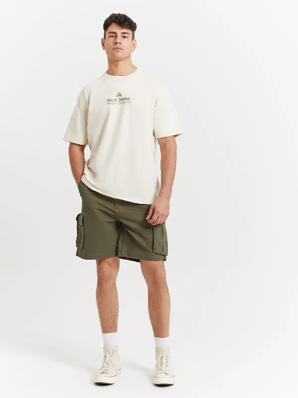 hard-yakka-slacker-cargo-shorts-in-army-green