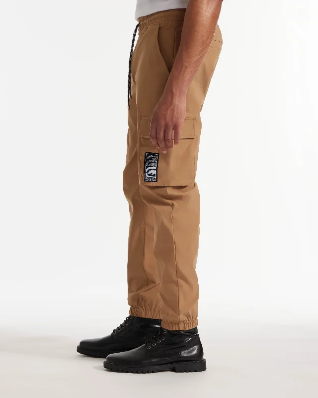 mens-tech-twill-draw-toggle-cargo-jogger-252-dk-khaki-eo43b92-edkh