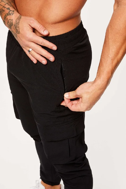 tech-stretch-cargo-pants-black