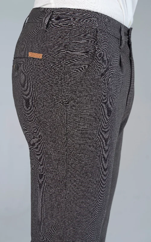 cross-pocket-textured-pant-charcoal-4