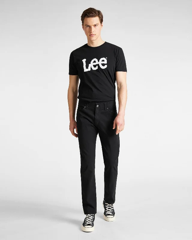 lee-straight-fit-extreme-motion-mens-jeans-black