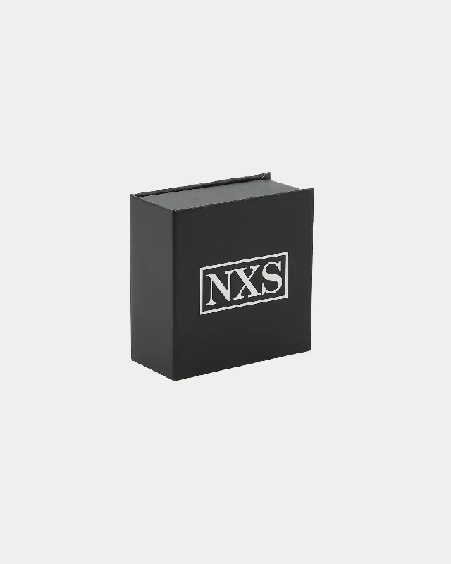 nxs-square-cut-earrings-white-gold