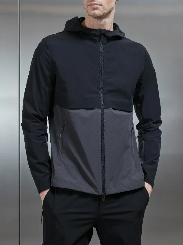 Performance Colour Block Windbreaker in Black/Grey