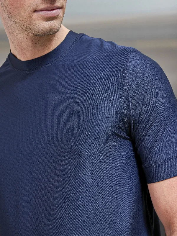 performance-t-shirt-navy